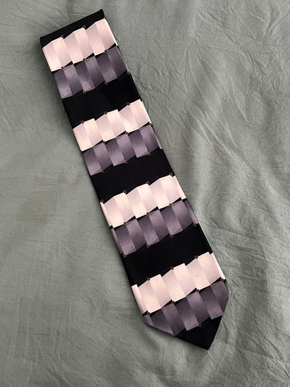 Bergamo New York Handmade Pure Silk Tie 60” Geometric Black Gray Quiet Luxury
